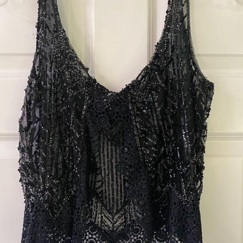 Beaded lacy camisole w/snap closure